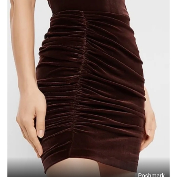 Express, Ruched Skirt: Small - Picture 2 of 7